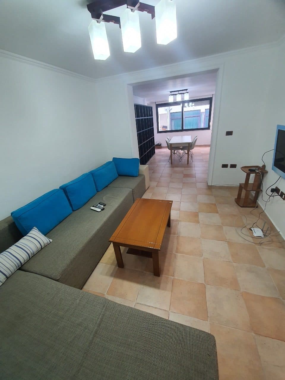 Shitet apartament 2+1 ne Bllok