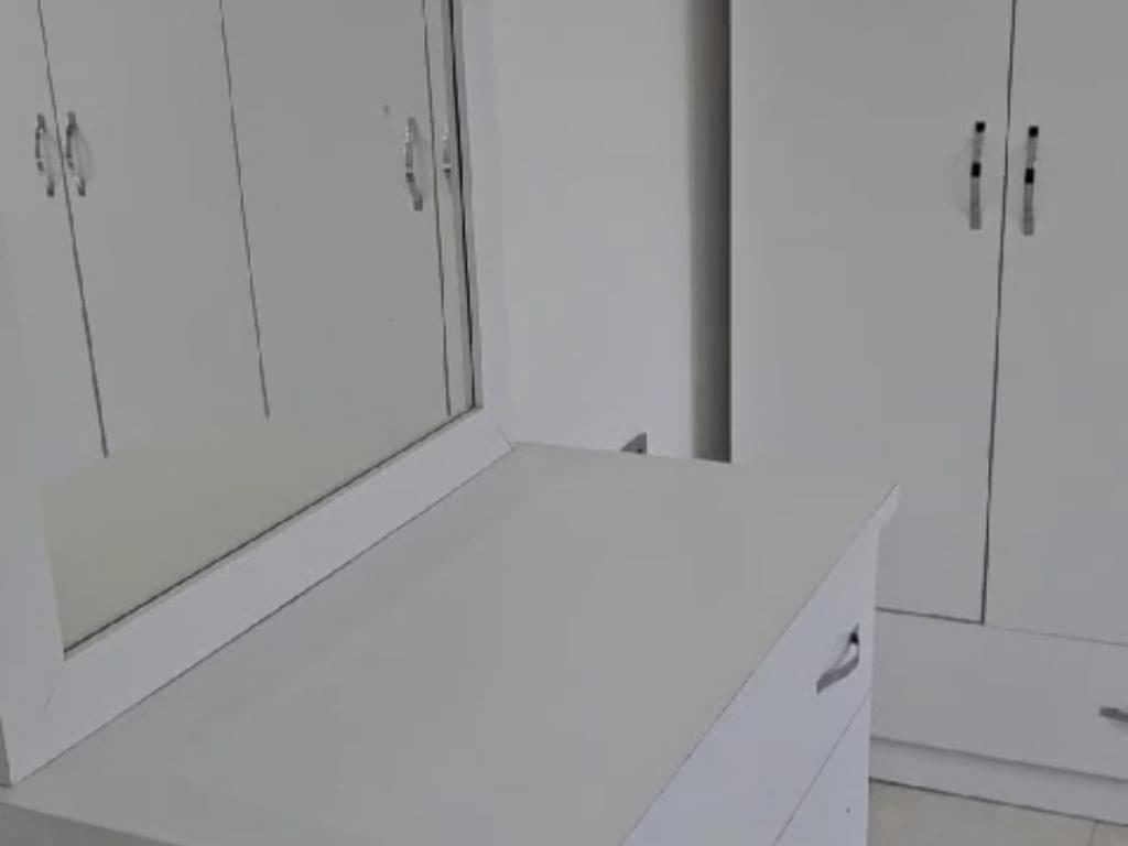 JEPET ME QERA APARTAMENT 1+1 PRANE SHINAVE TE TRENIT TEK KRYQEZIMI I RRUGES JORDAN MISJA 3