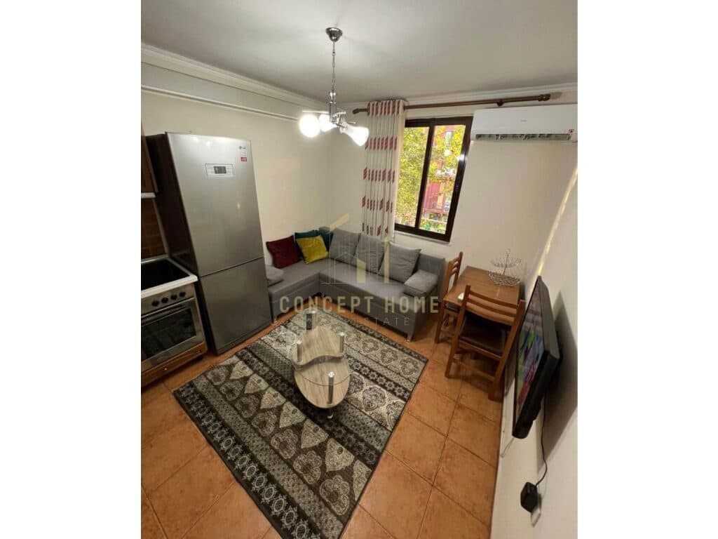?Jepet me qera apartament 1+1 tek "21 Dhjetori" 2
