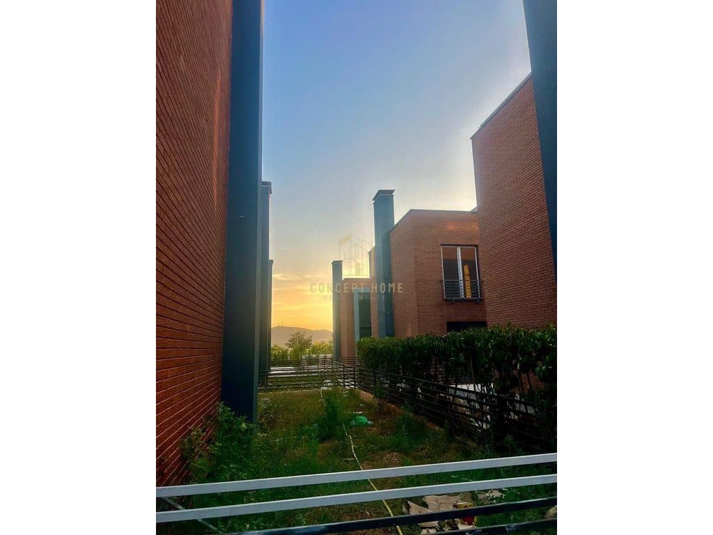 Vilë në Shitje në Farkë, Roses Residence Tiranë - 620,000€ | 313.8 m² 3