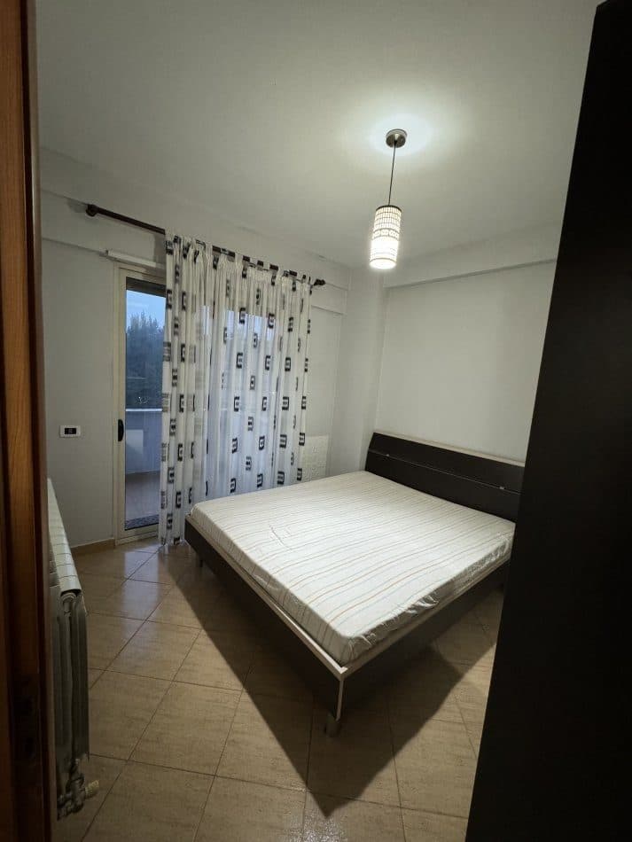 Jepet me qera Apartament 2+1 ne Fresk prane pasticeri Alna / 450 EURO 2