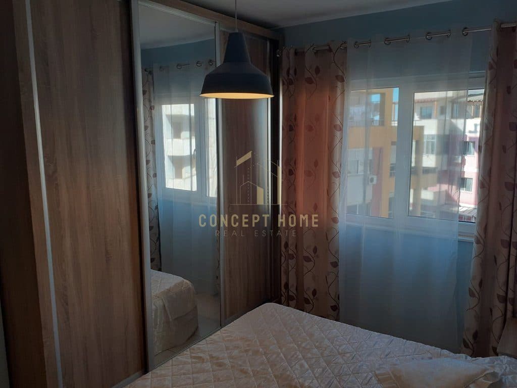 Jepet me qera apartament 1+1 te Khesa Kamezes