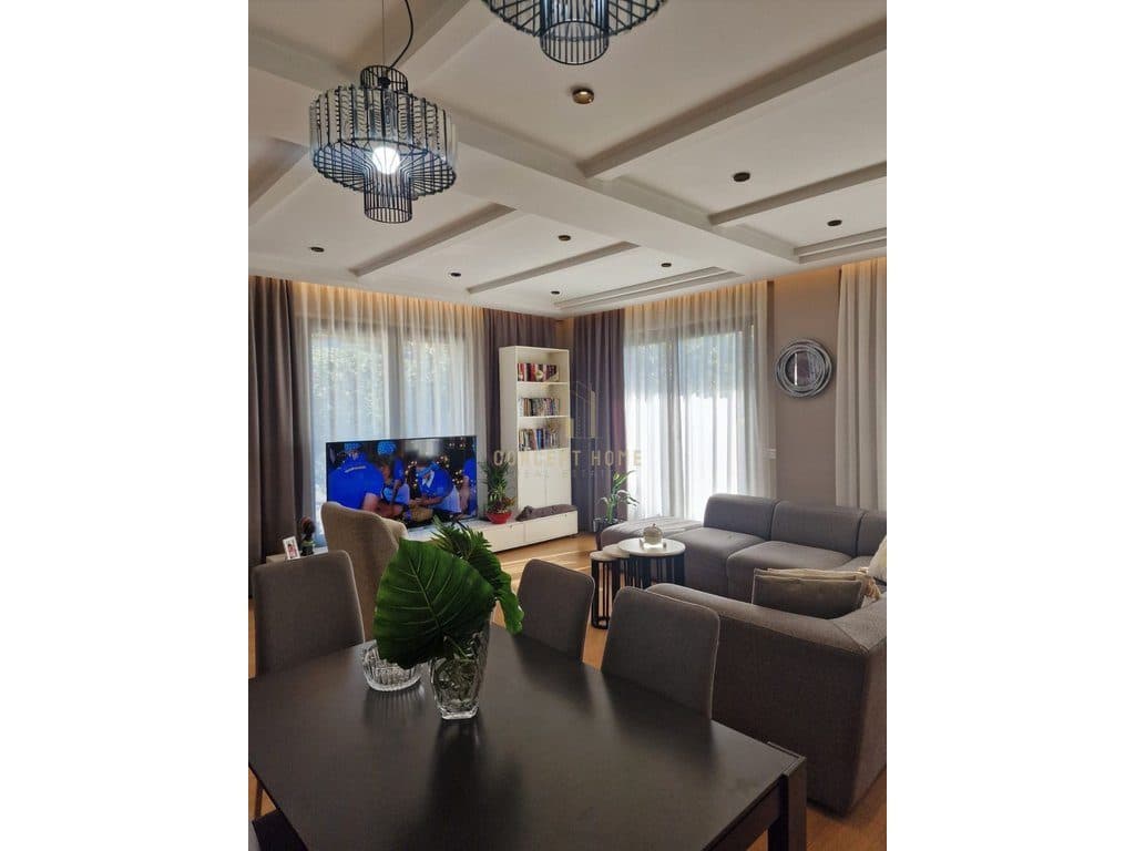 Apartament 3+1+2 me qera - 2