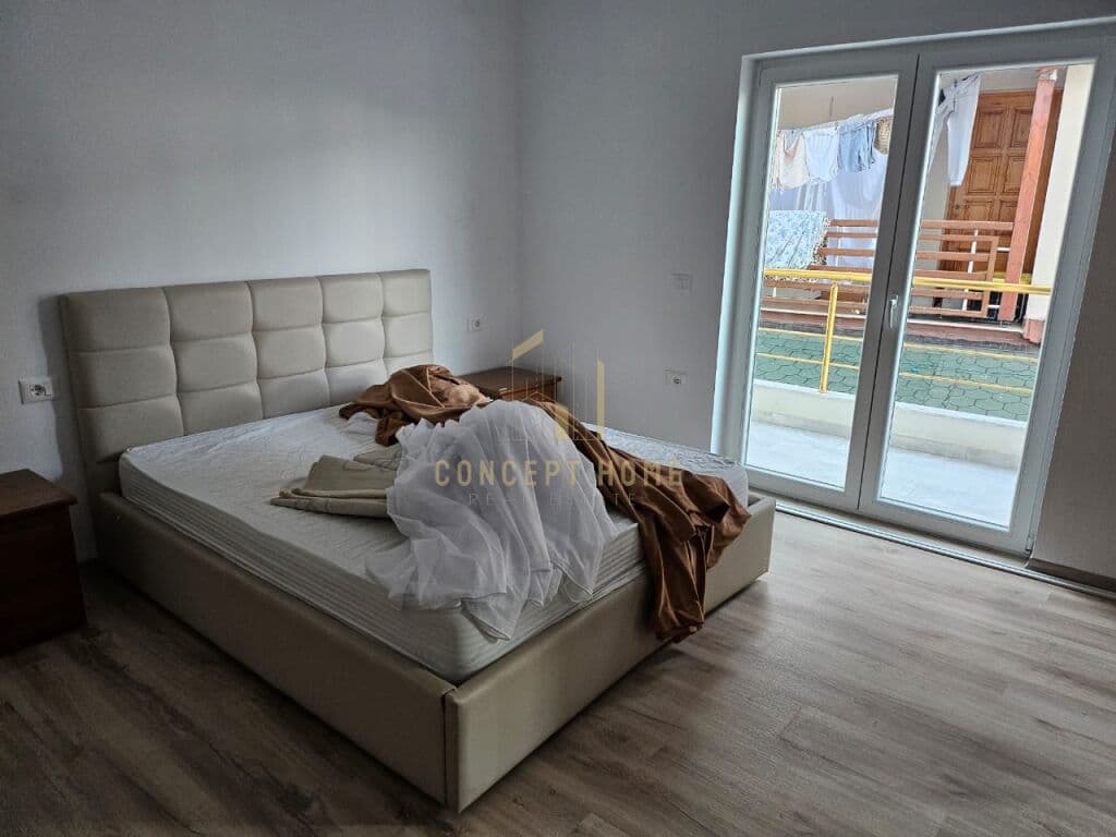 Jepet me qera Apartament 2+1 te Amerikan 3 2