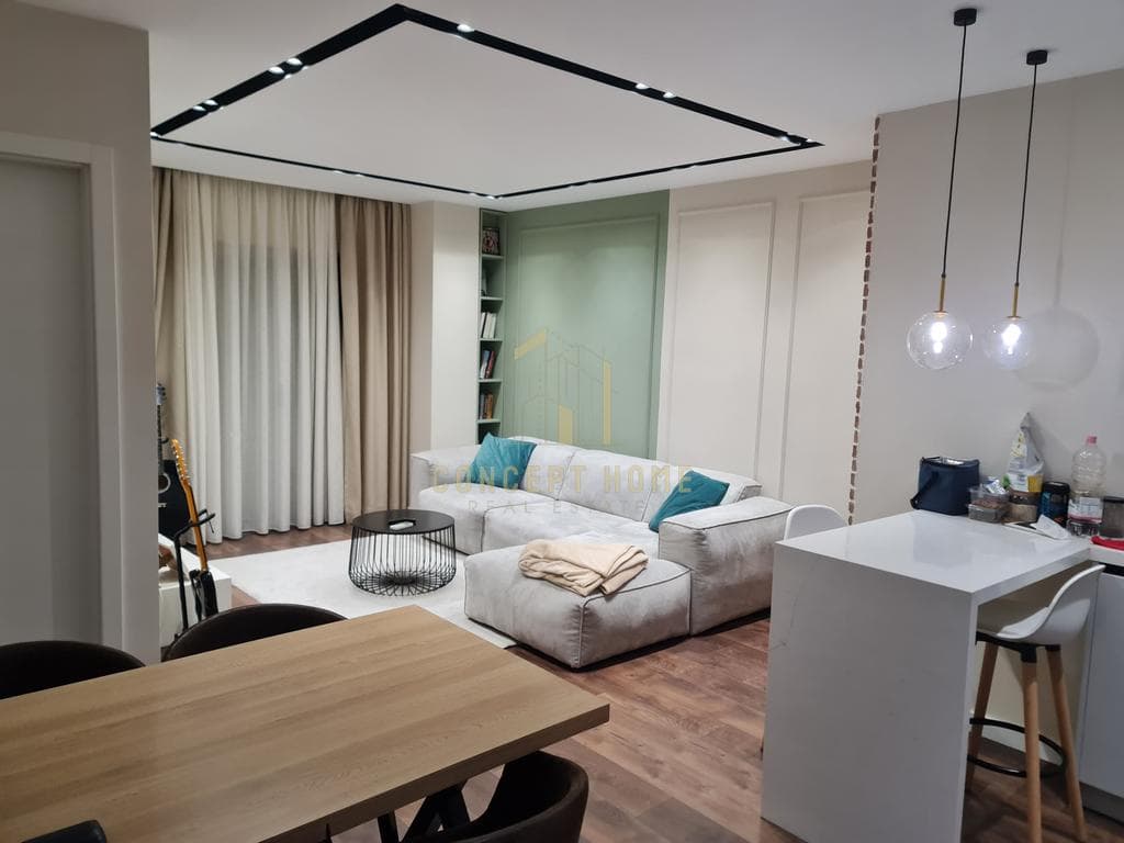 Jepet me qira apartament 1+1 në Yzberisht