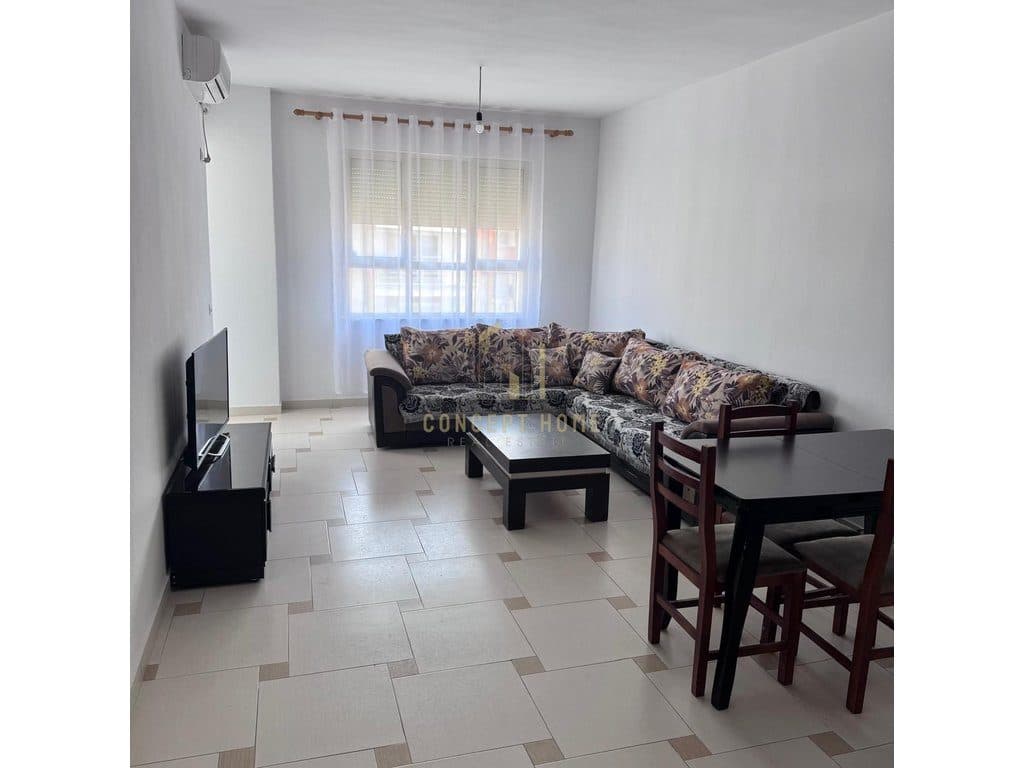 Jepet me qera apartament 2+1 ne Yzberisht/Cmimi: 47.000 ALL
