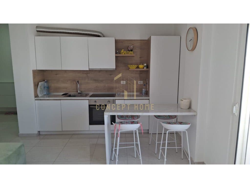 SHITET APARTAMENT ME PAMJE NGA DETI NE QERRET 4