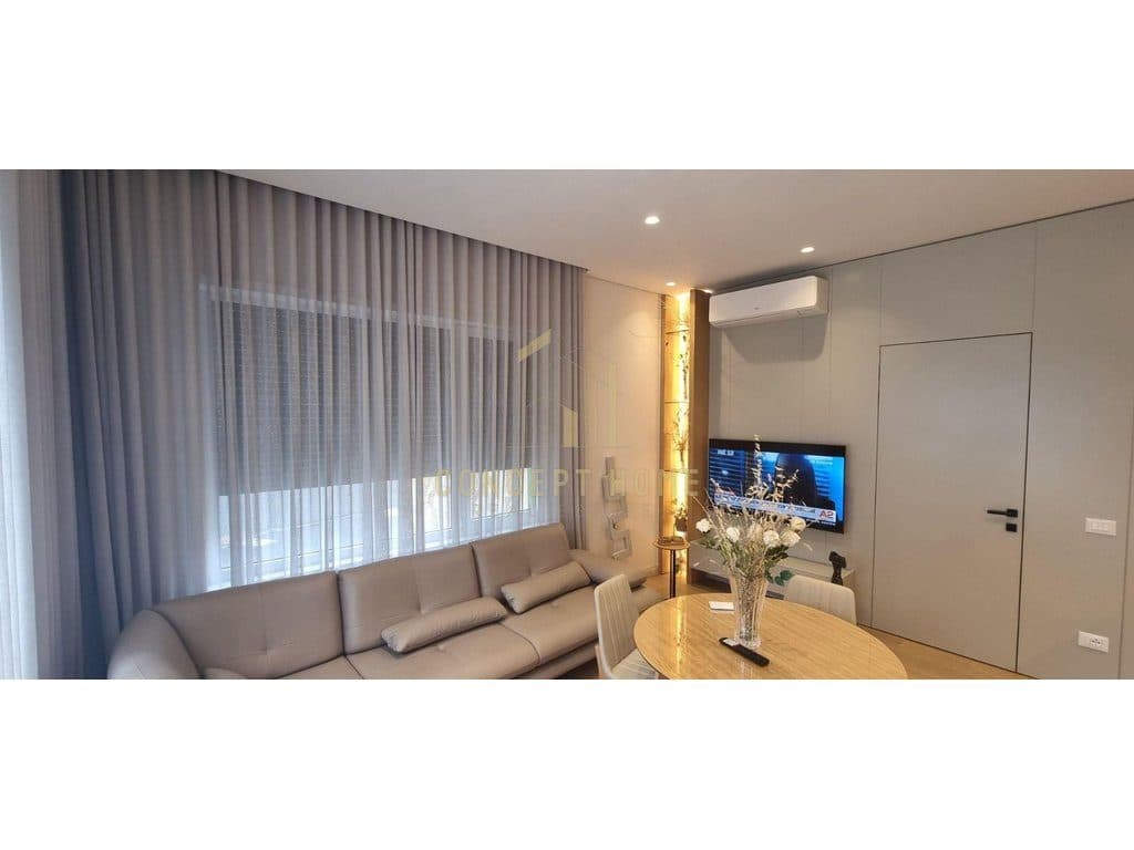 Jepet me qera apartament 1+1+ Verande tek Kodra e Diellit 4