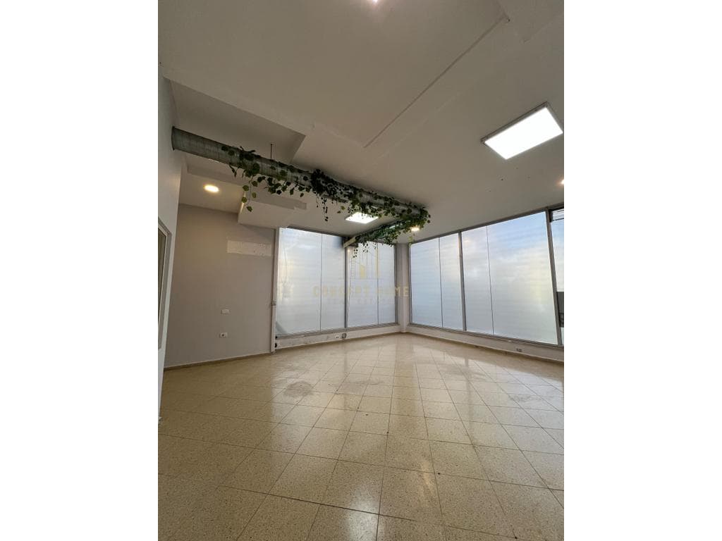Dyqan Per Shitje tek Kodra e Diellit1, Tirana - 220000€ | 136 m² 2