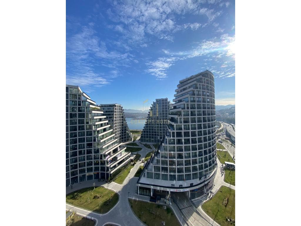Jepet me qera Ambient per Zyra tek Lake View