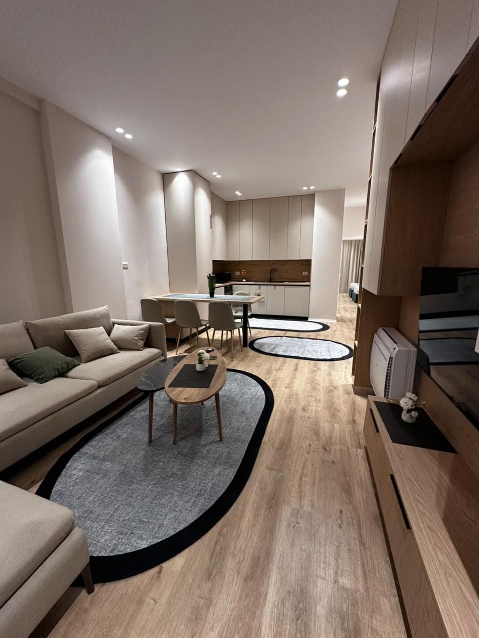 Jepet me qera apartament 2+1+2 ne Laprake 3