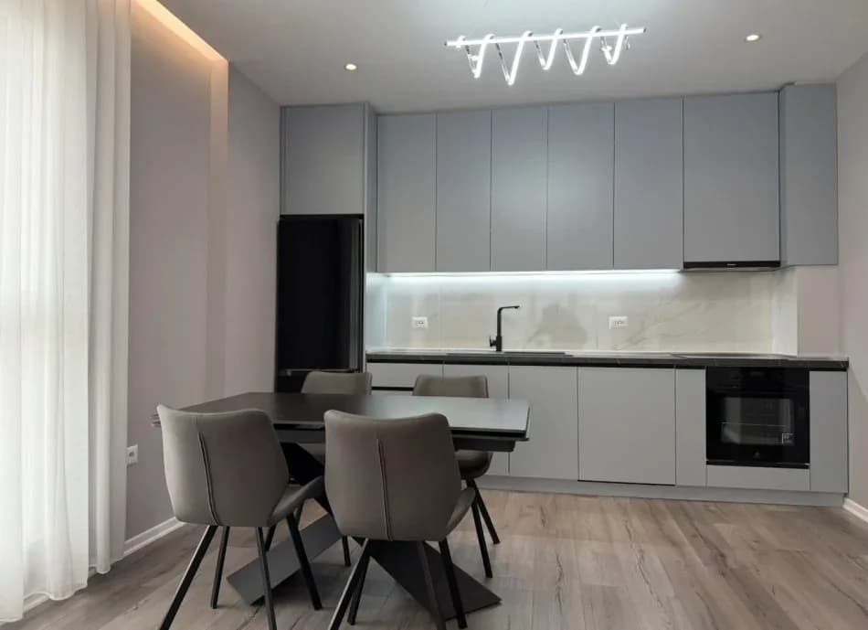 Apartament 2+1+2 me qera Ish Fusha Aviacionit 3