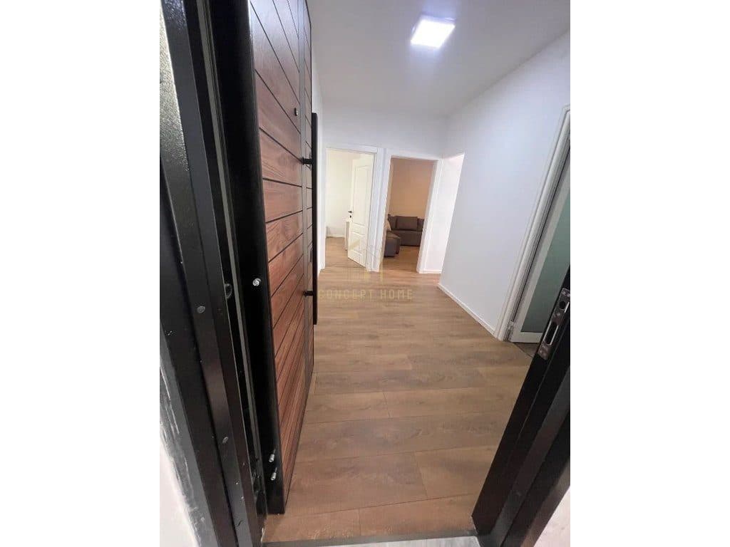 Shitet apartament 1+1 ne 4