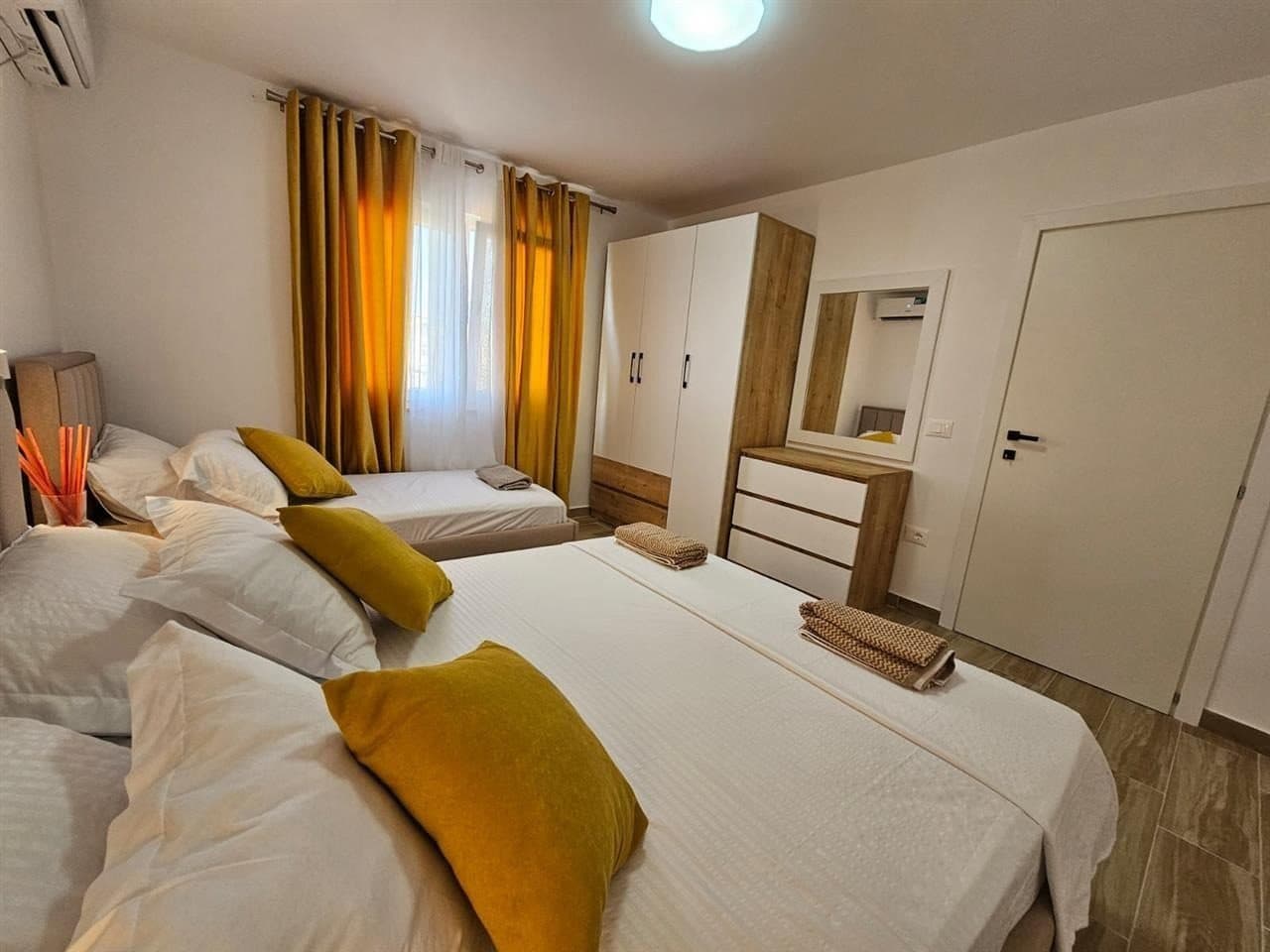 Jepet me qera apartament 1+1 tek Rruga Kongresi i Manastirit / 530 Euro(i diskutueshem) 3