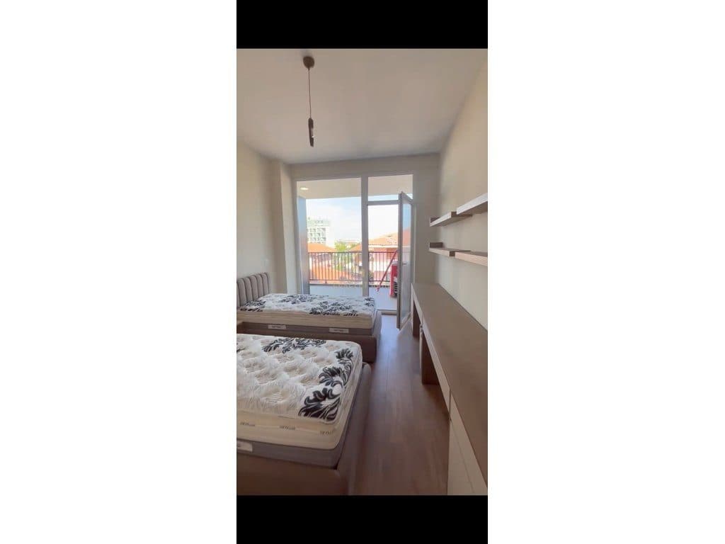 Jepet me qera apartament 2+1 tek Siri Kodra