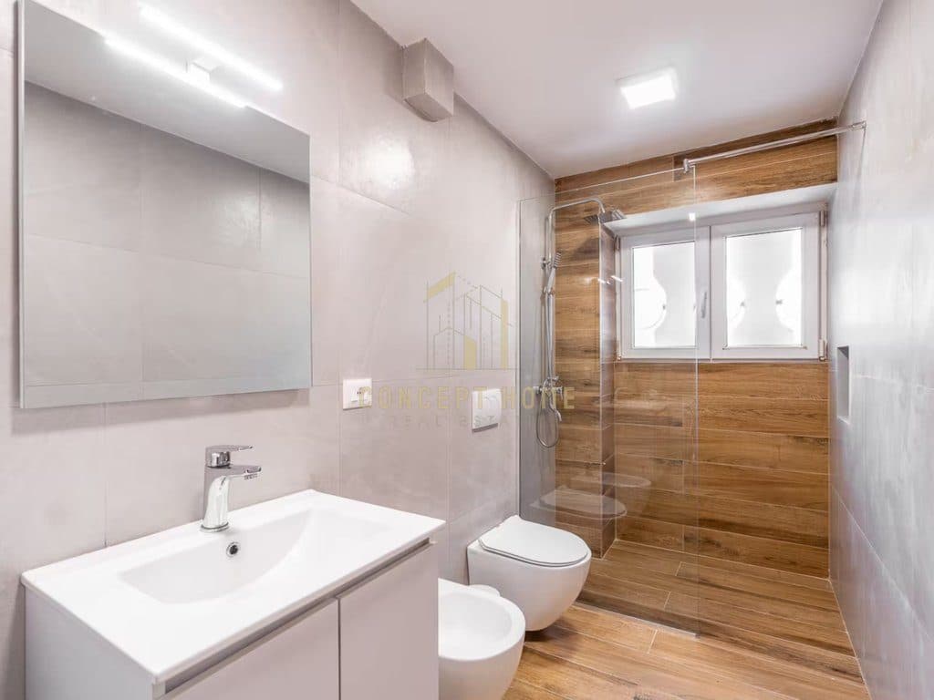 Jepet me qera apartament 2+1 ne Qender 4