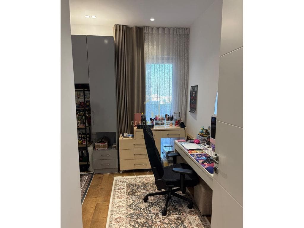 Jepet me qera apartament 2+1+2 ne 5 Maj. 4