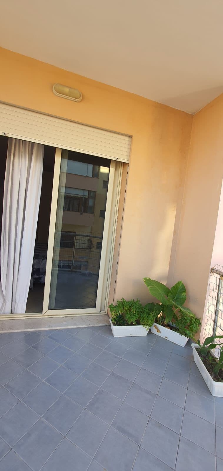 Jepet me qera apartament 1+1 Prane Kalit te Trojes , Vlore 2