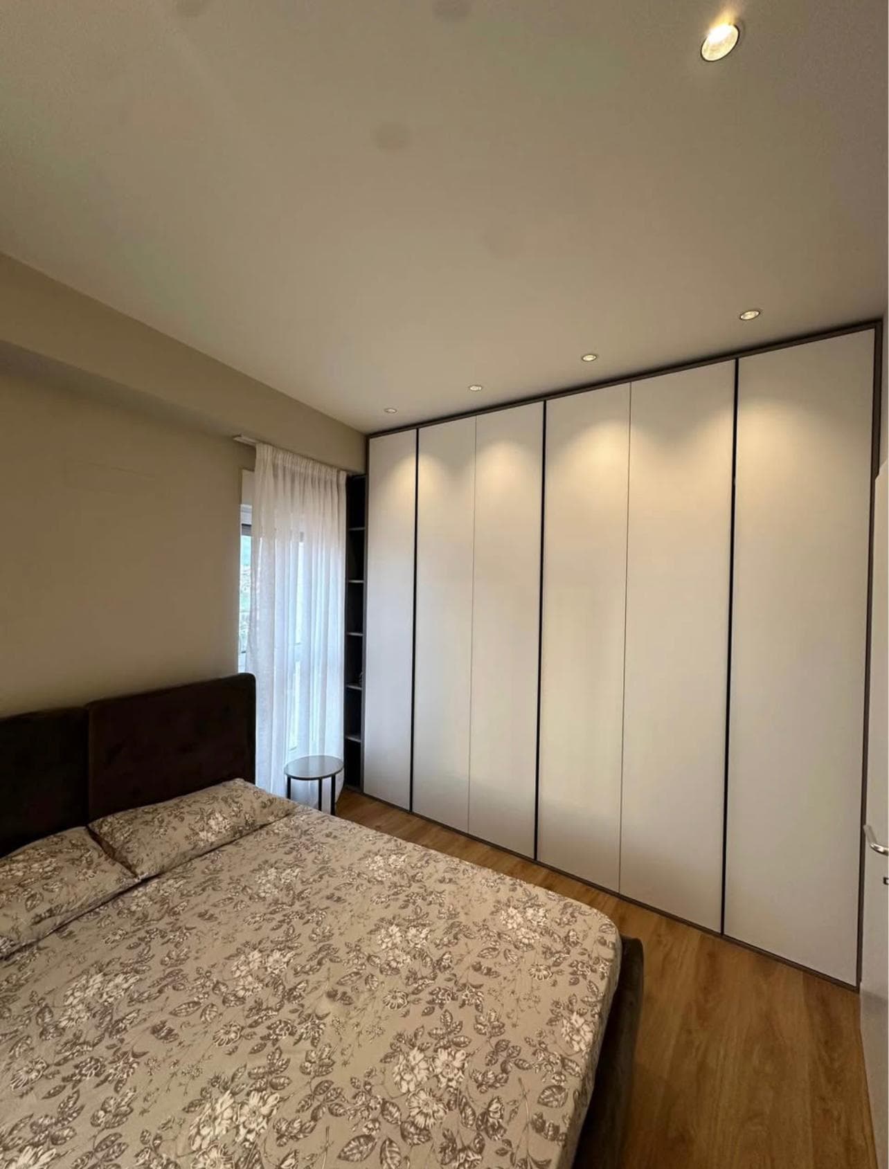 Shitet Apartament 1+1 Ali dem