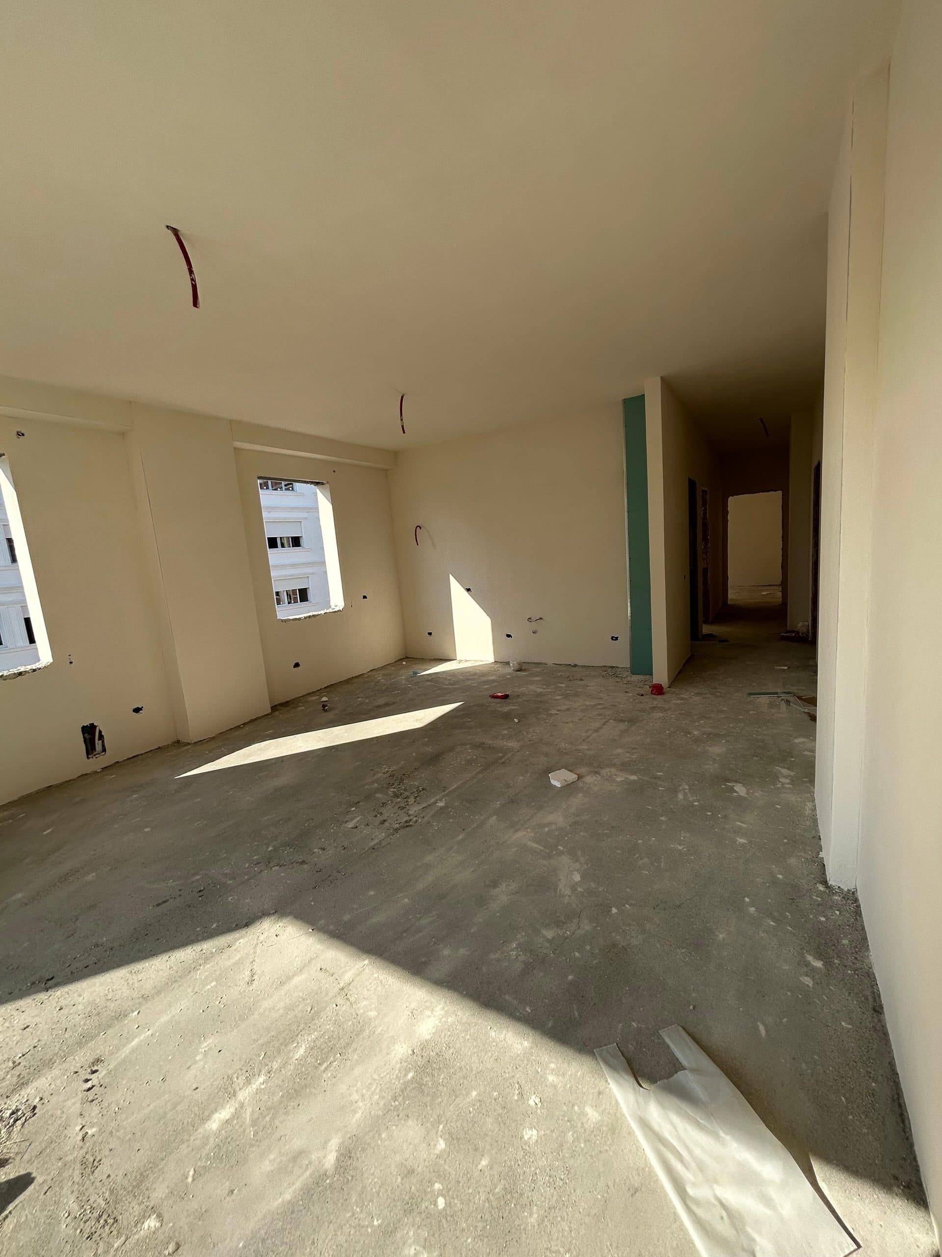 Shitet super apartament 2+1 ne Kamez (White Power SHPK) 2