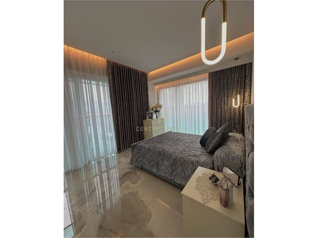 Shitet Apartament 3+1+2 tek Ambasador 3 2