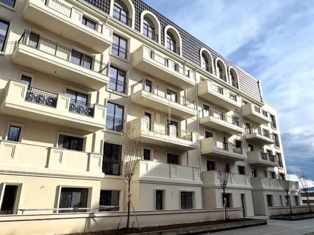 Shitet Apartament 2+1 ne Mjull Bathore