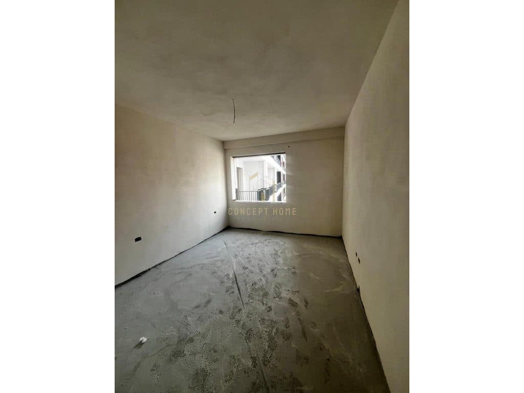Shitet apartament 2+1+2 ne Paksuqan ( Unaza e Madhe ) 2