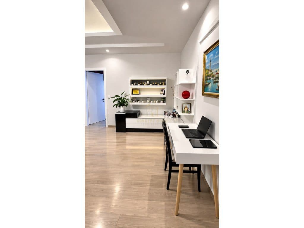 Shitet Apartament 2+1 tek Rruga e Kosovareve 4