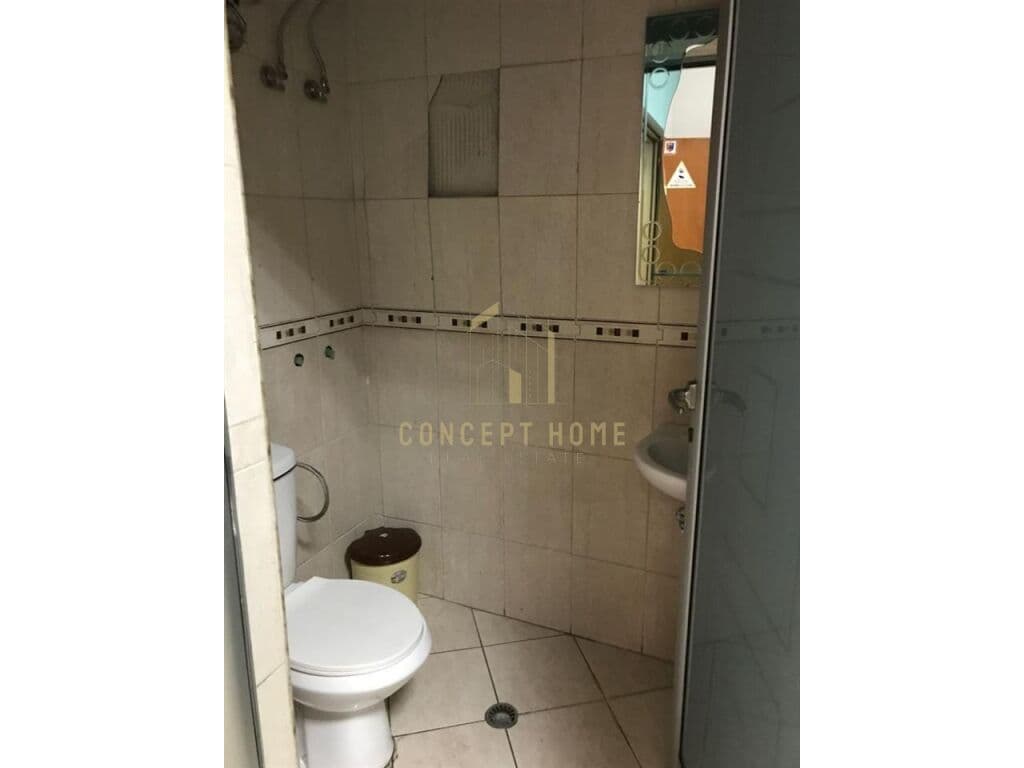 Jepet me qera Ambient biznesi ne Qender / 800 euro 3