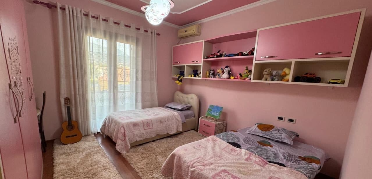 Jepet me qera apartament 2+1 ne Allias/Cmimi: 50,000 Leke/Muaj 4