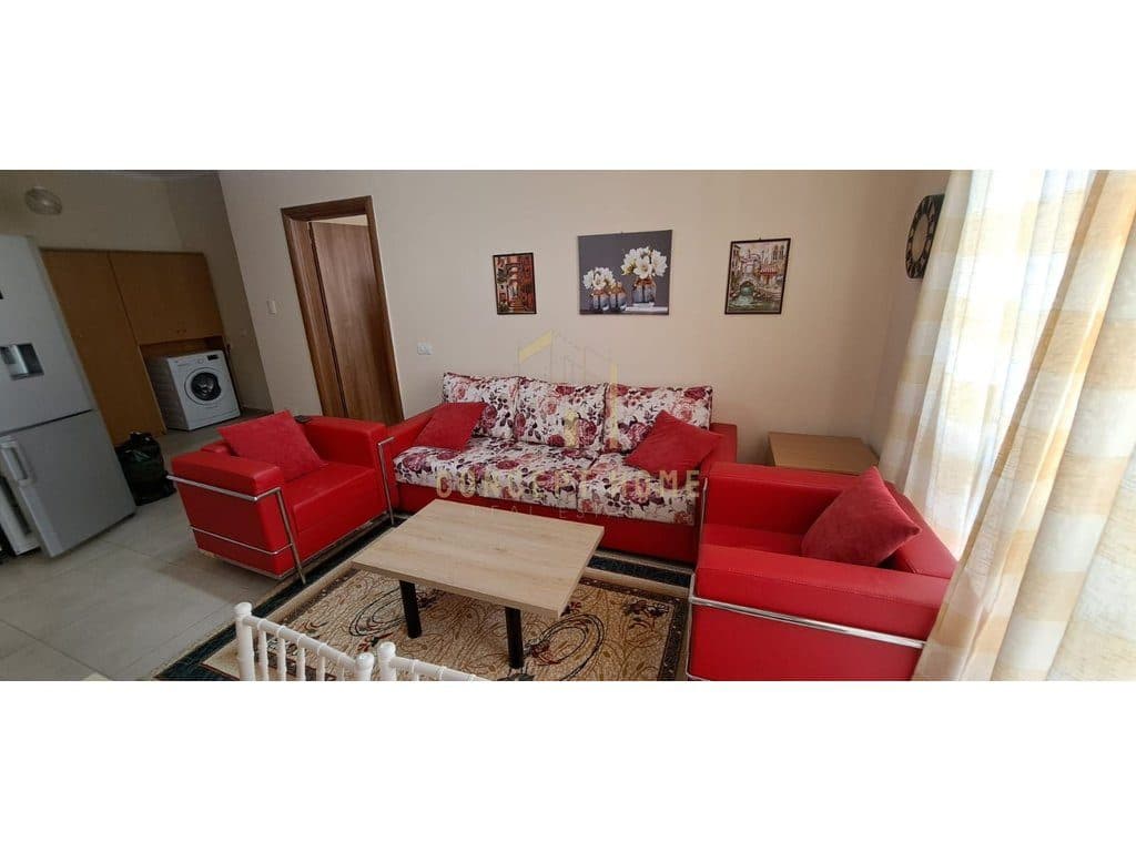 Apartament 1+1 me qera ne Astir.
