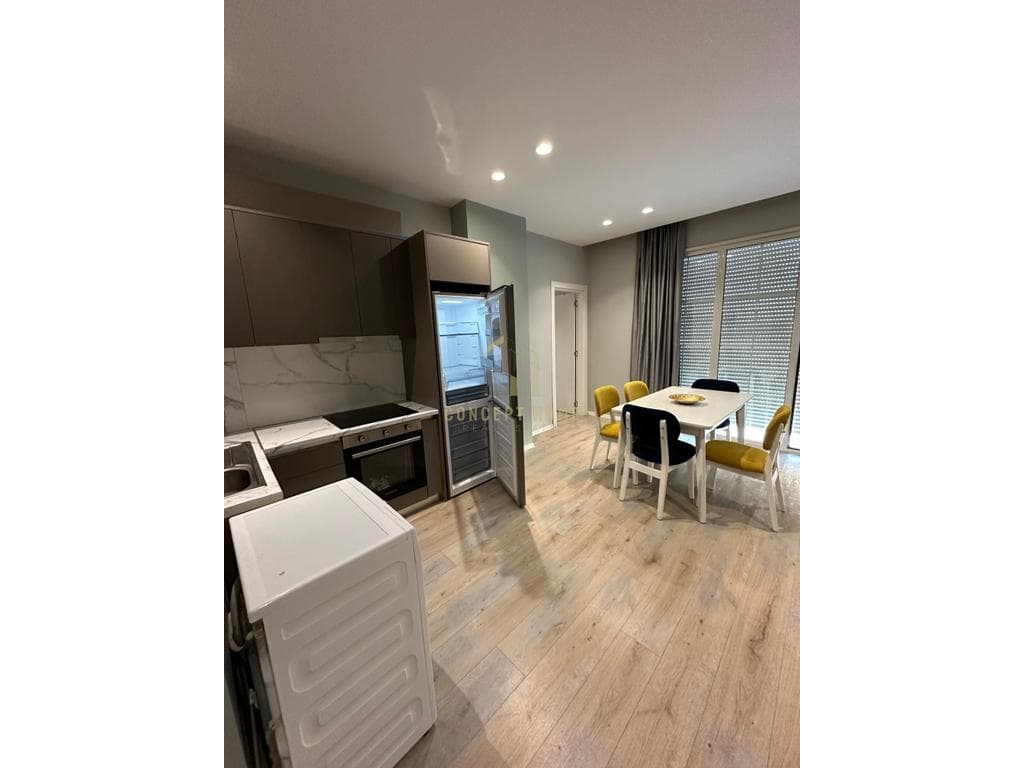 Apartament Modern 1+1 me Qira në Kamëz, Tiranë - 45.000 Lekë | 80 m² 3