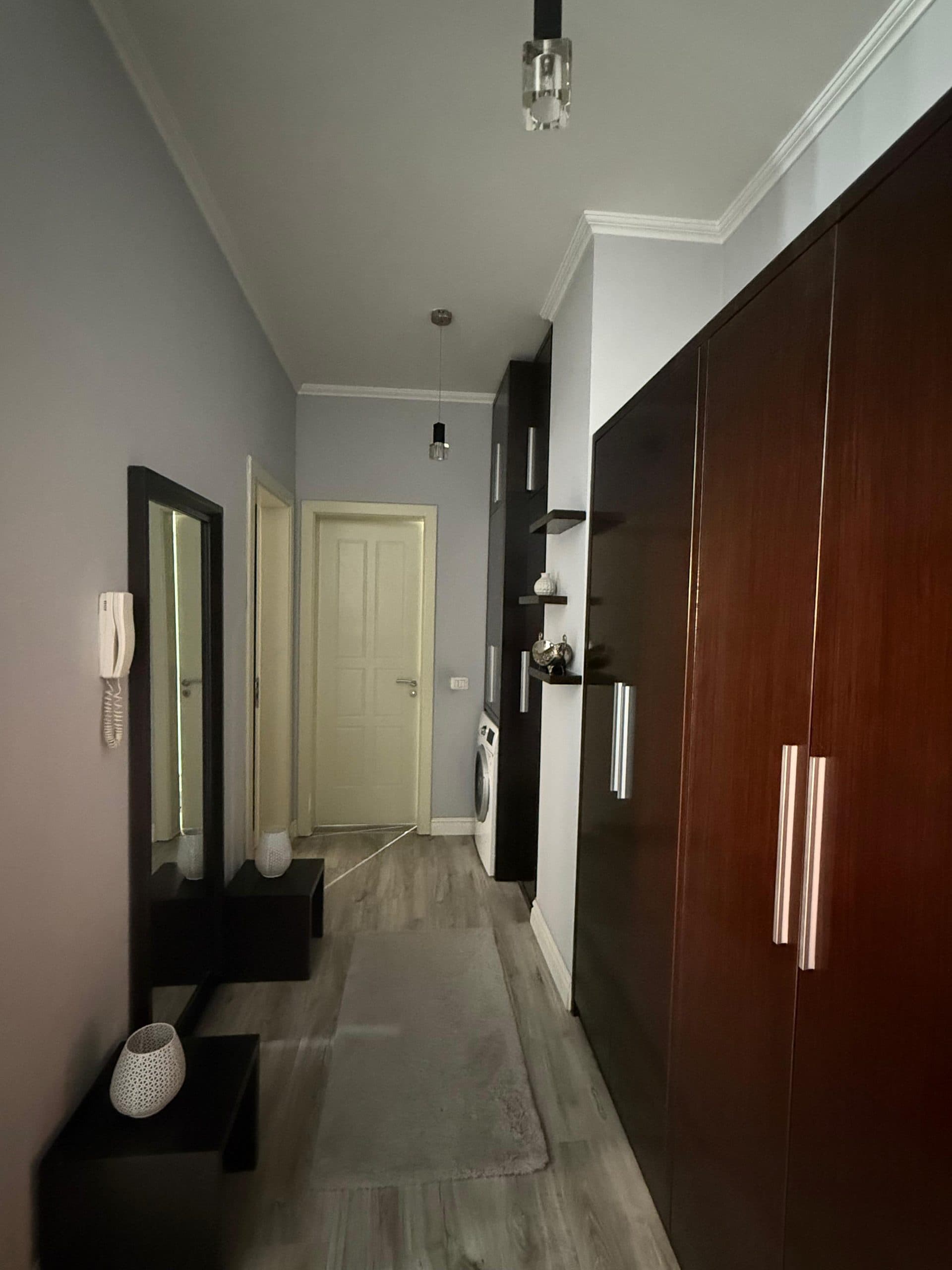Shitet apartament 1+1 tek Bulevardi Gjergj Fishta 4