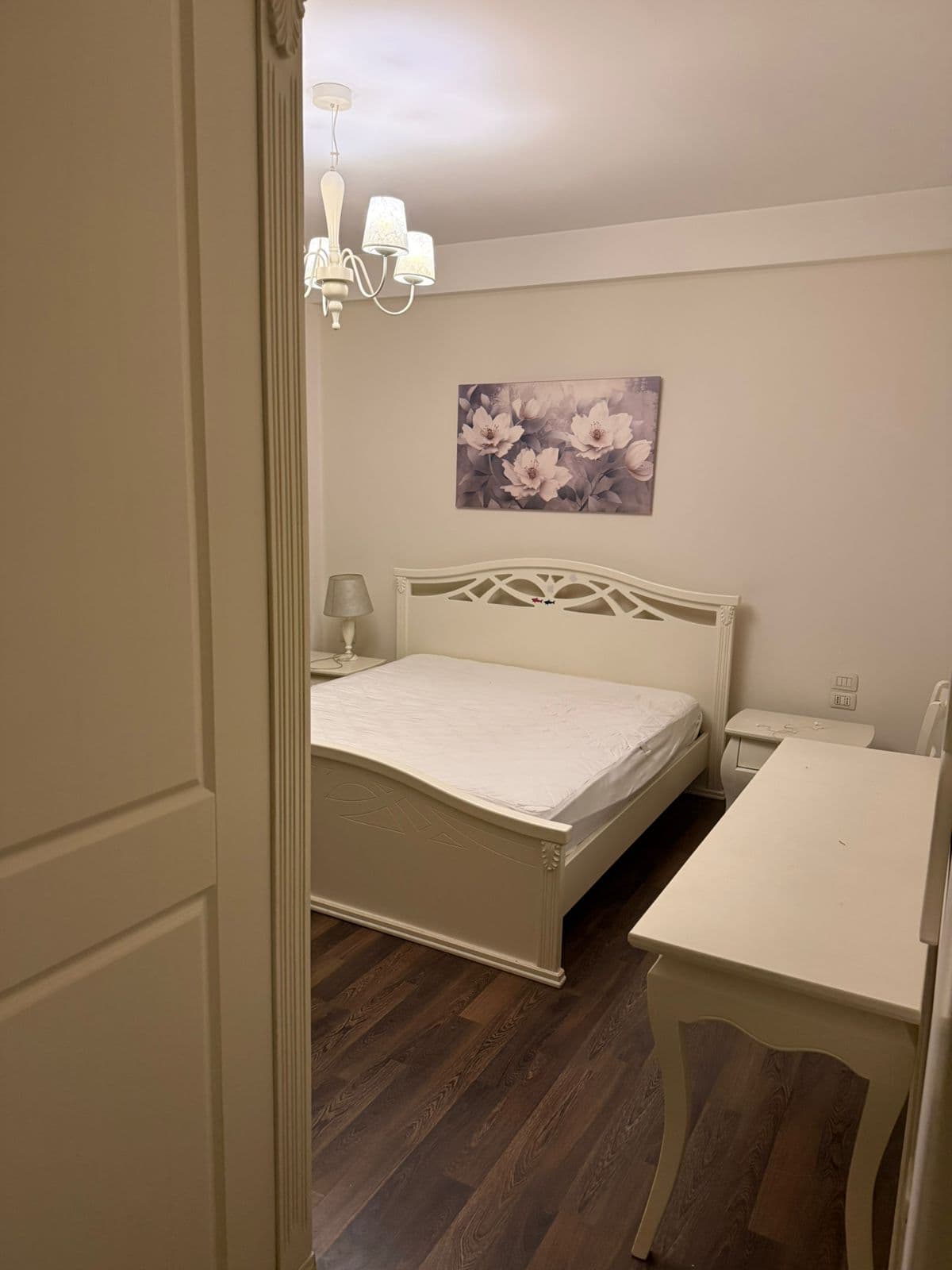 Jepet me qera Apartament 3+1+2 ne Bllok