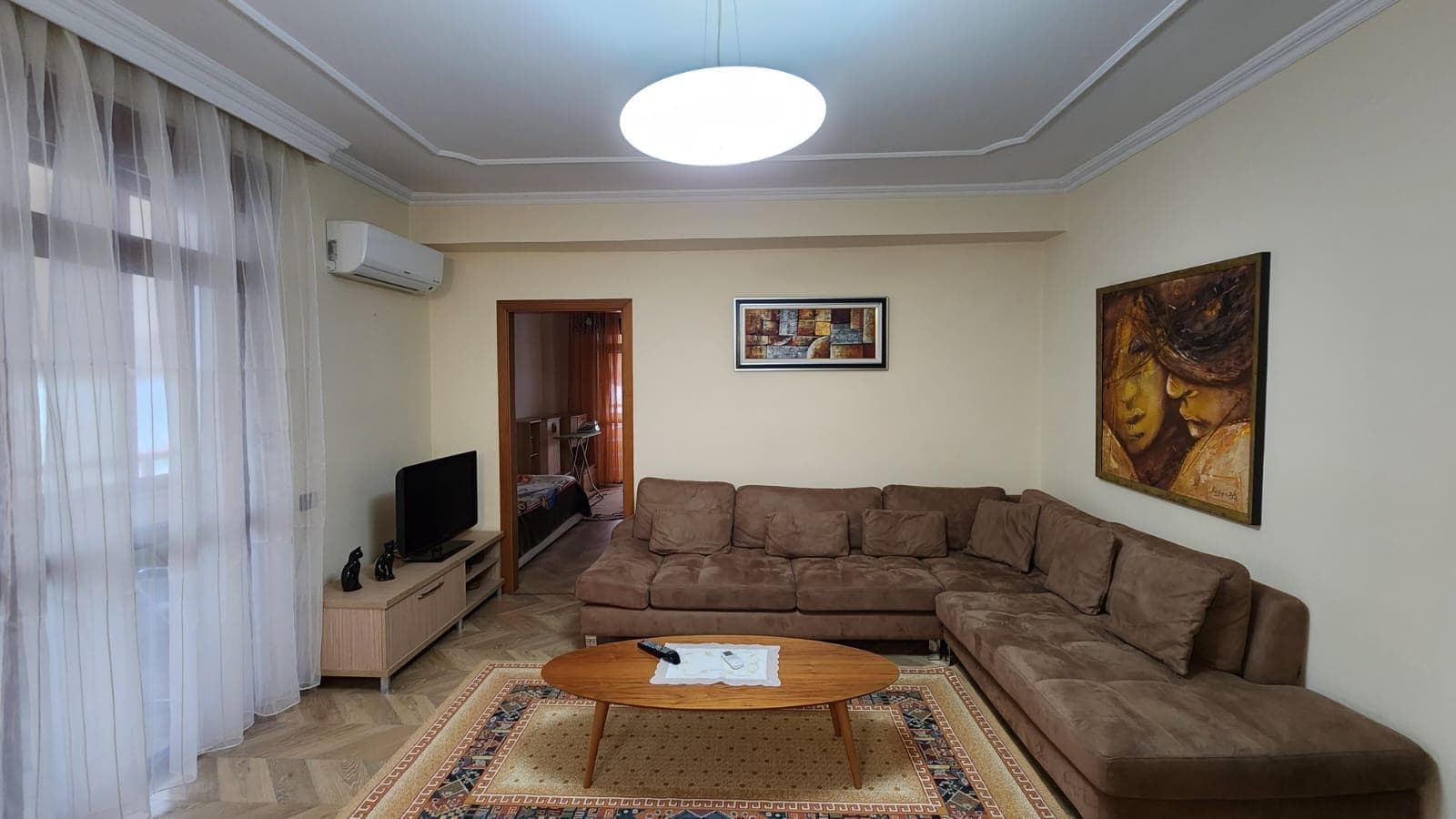 Apartament 3+1 Për Qira Tek Ish Ekspozita - 1000€ | 240 m²