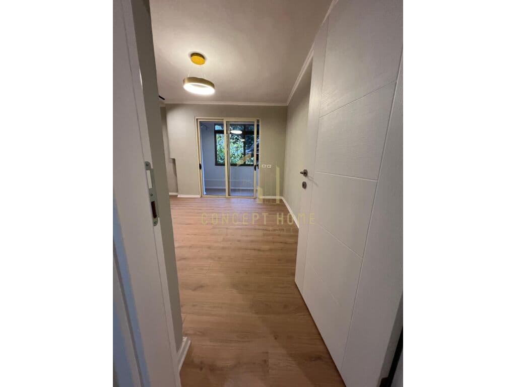 Shitet apartament 1+1 Ali Dem