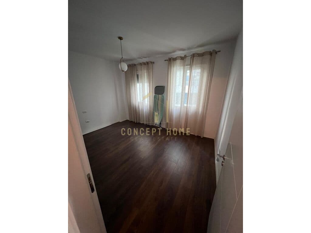 Jepet me qera apartament 2+1 ne 4