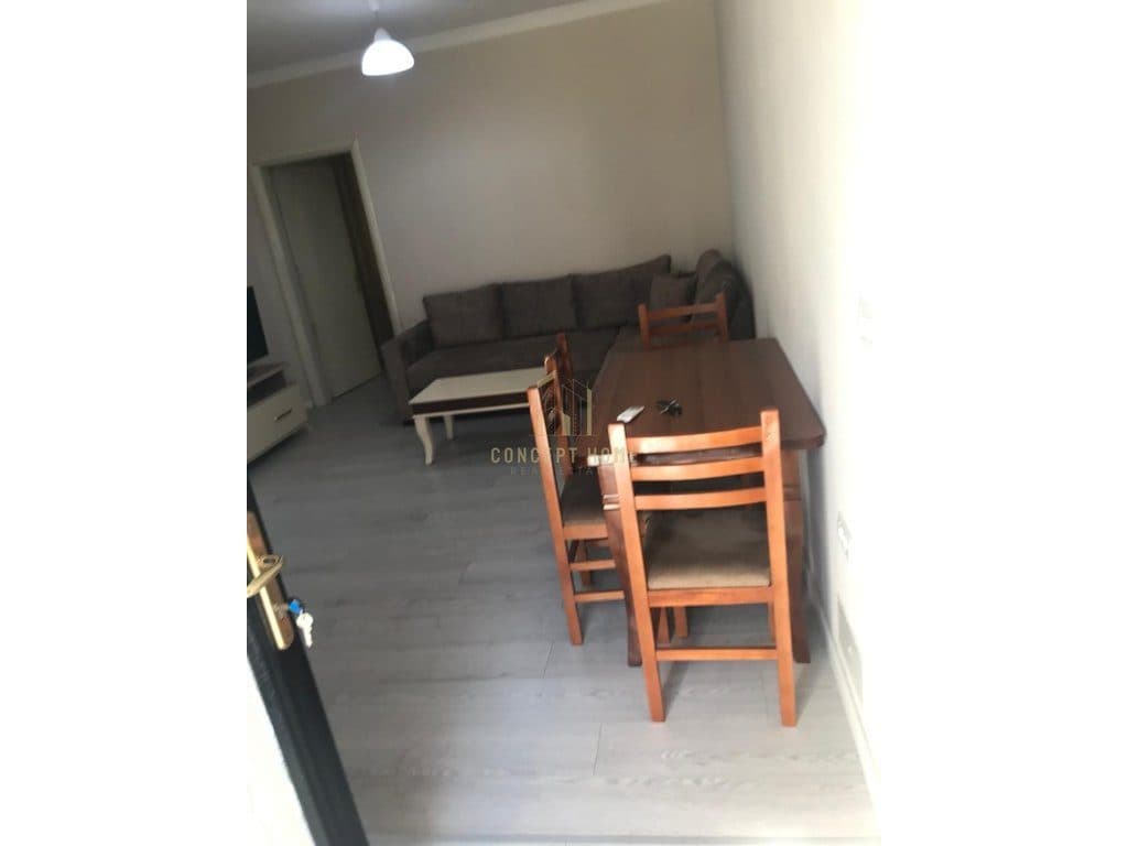 Jepet me qera apartament 1+1 ne Ali Dem