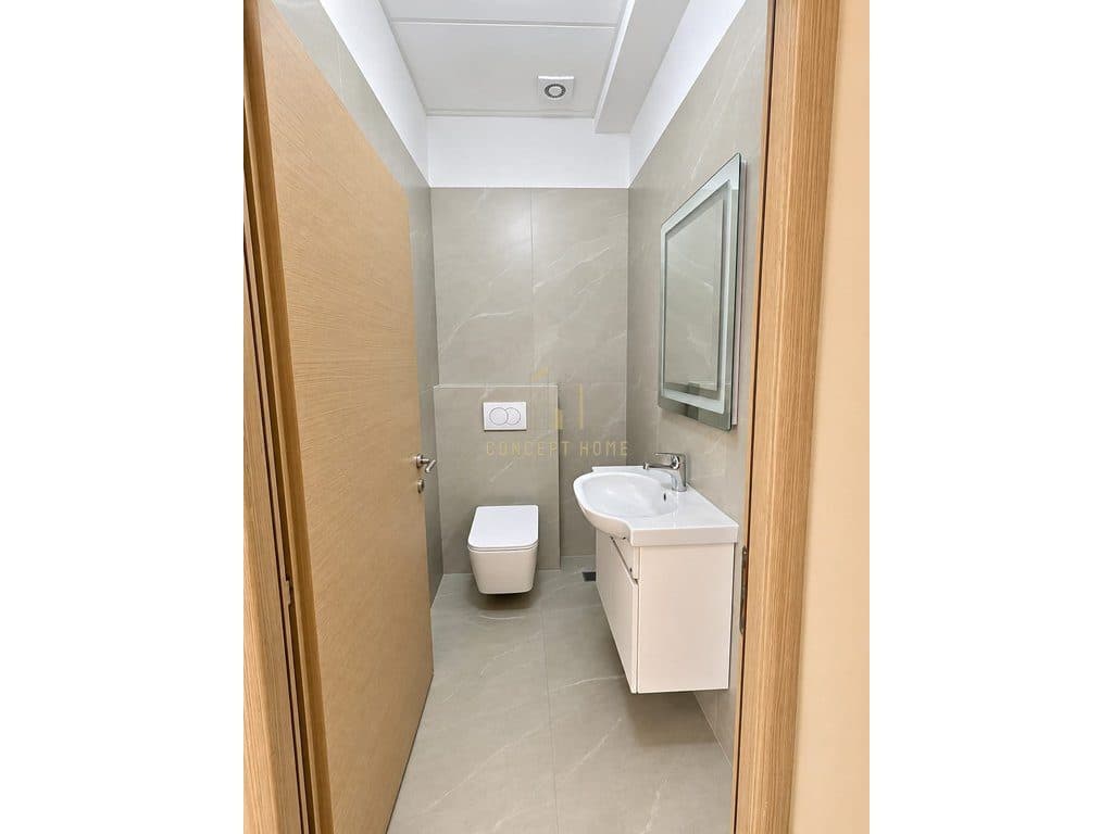 Dyqan Me Qira në Porcelan, Tiranë - 400€ | 30 m² 3