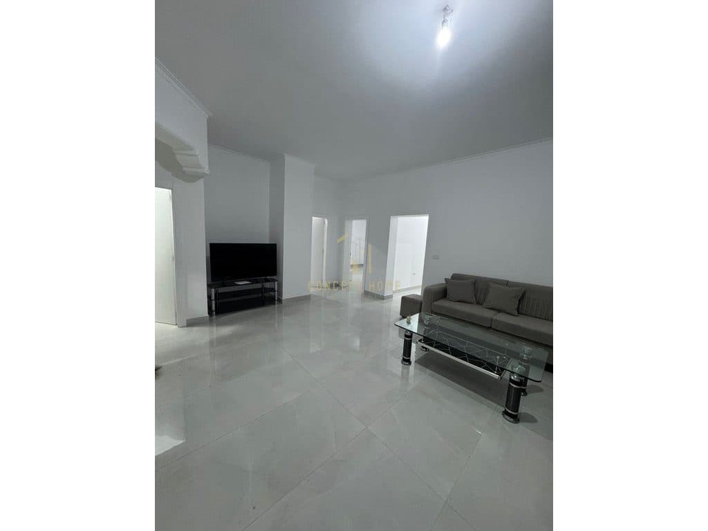 Jepet me qera apartament 3+1 ne Don Bosko 3