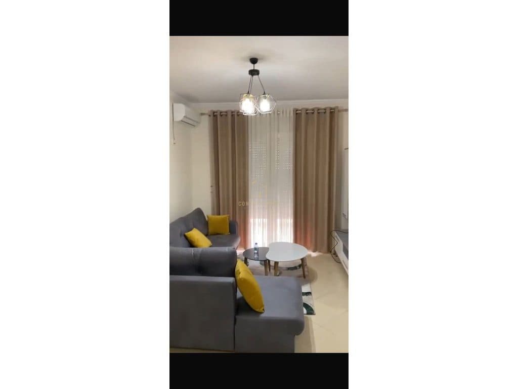 Jepet me qera apartament 1+1 tek Kthesa e Kamzes 1