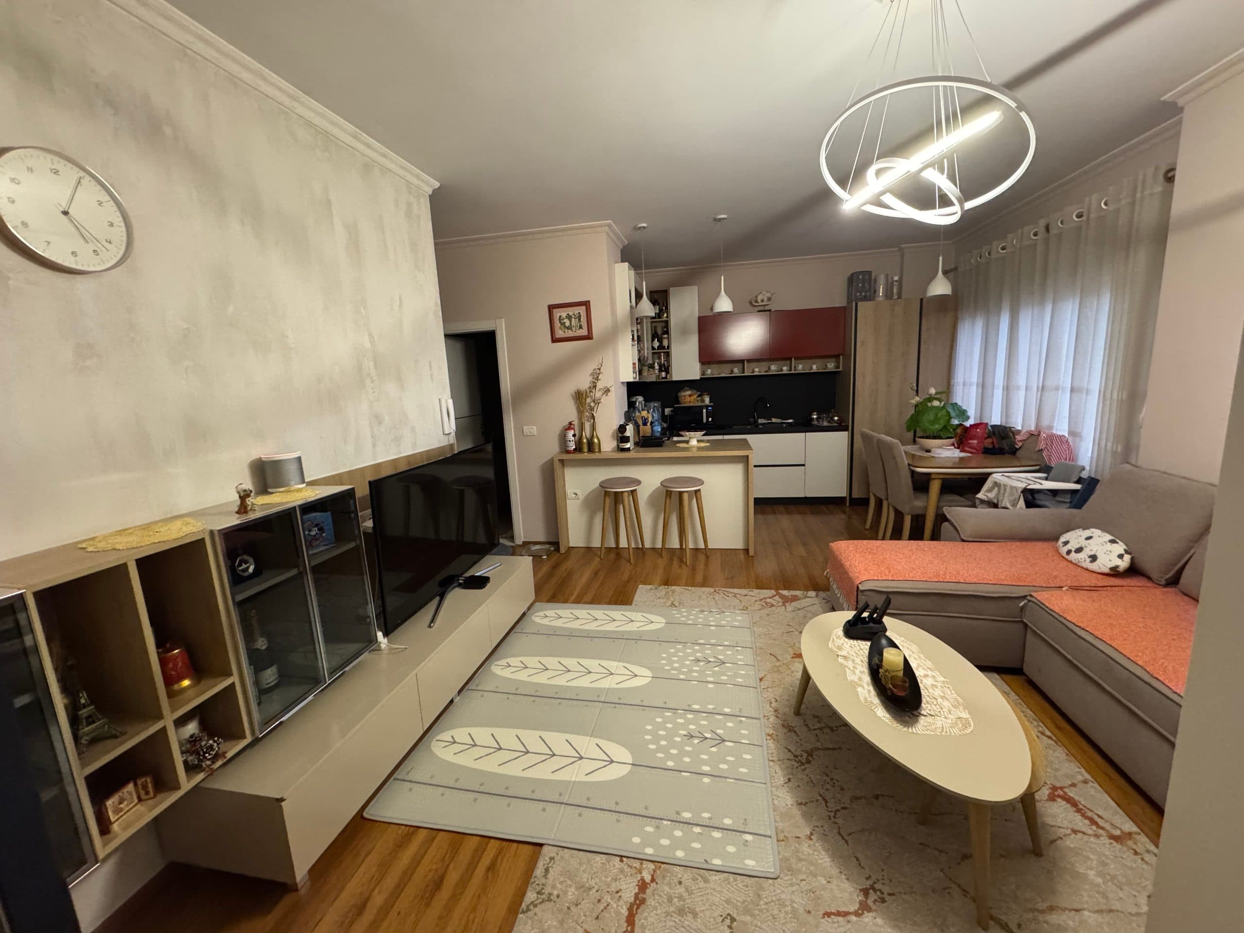 Jepet me qera Apartament 1+1 tek Liqeni 3