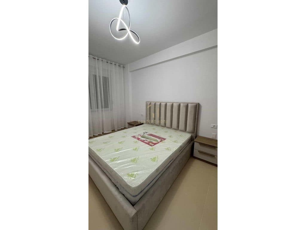 Jepet me qera Apartamenti 2+1 tek Ish Parku 4