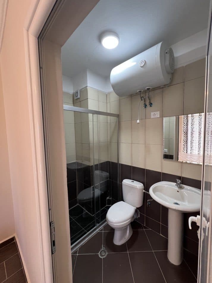 Jepet me qera apartment 2+1 ne Yzberisht 4