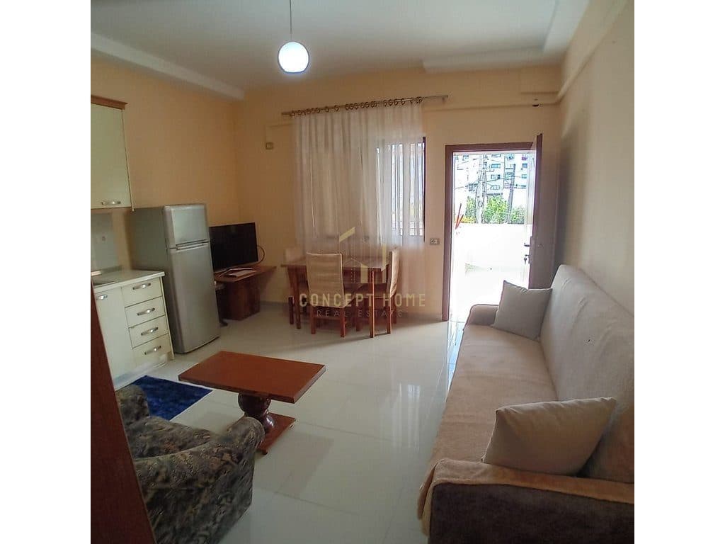 Jepet me qira Apartament 1+1 Tek Rruga “5 Maji” 3