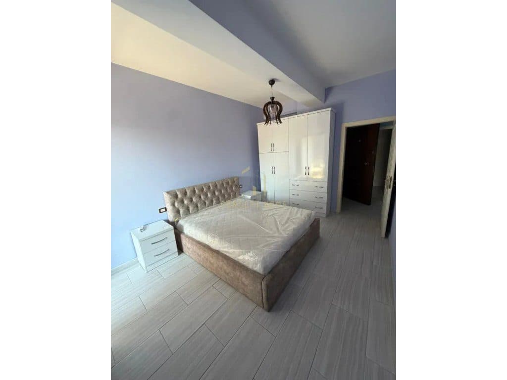 Jepet me qera Apartament 1+1 ne