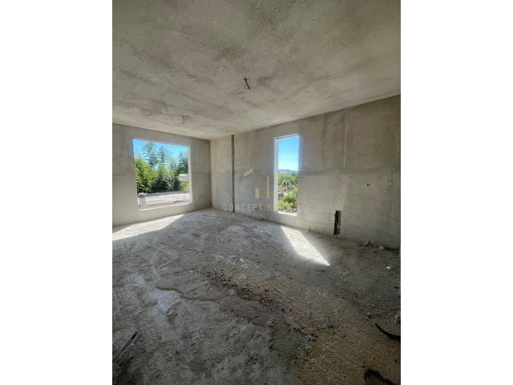 Shitet Apartament 2+1 ne
