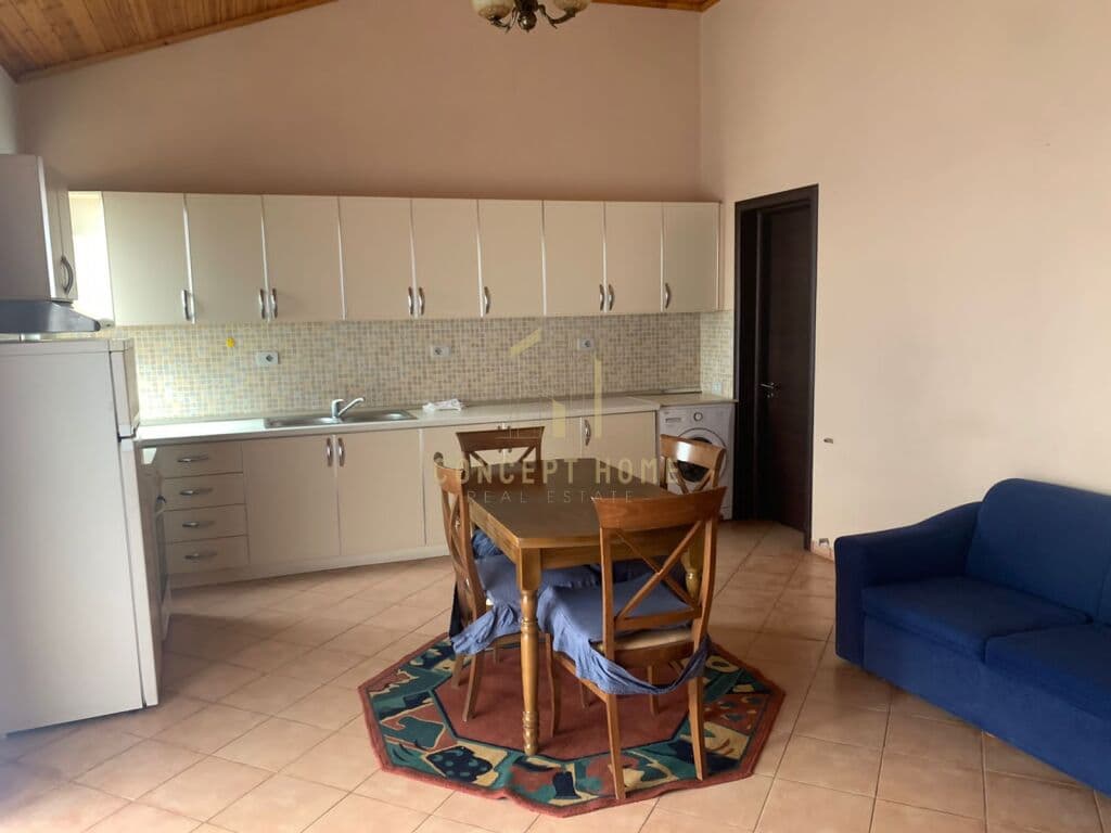 Apartament 2+1 me qira në Ali Demi, Tiranë - 400€ | 150 m² 4