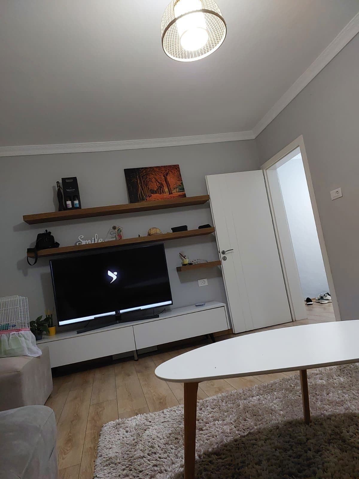 Shitet apartament 1+1 ne Laprak