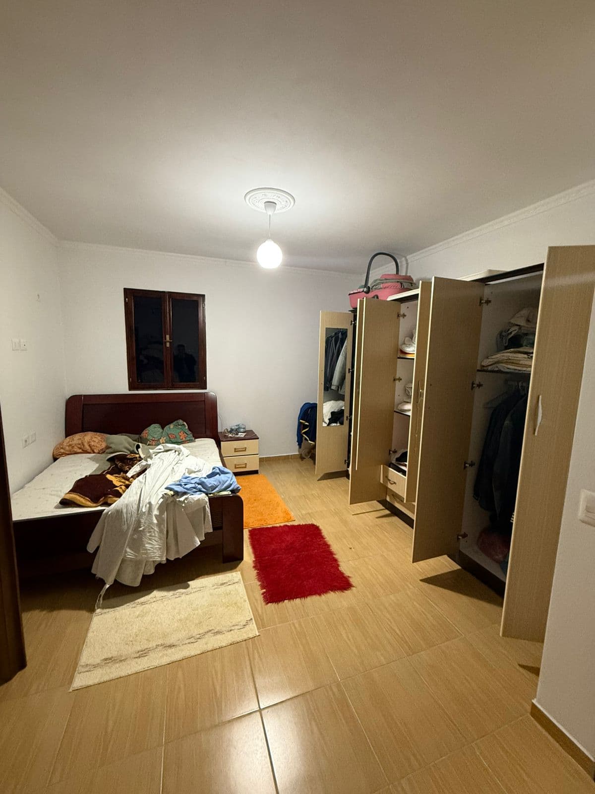 Shitet shtepi private 2-kateshe ne Bathore, Kamez 4